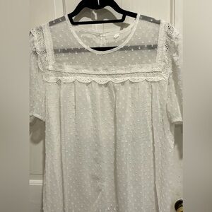 Elegant White Lace Women's Top